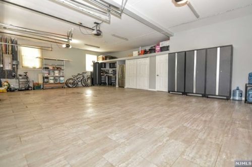 469 Saddle Riv Rd, Upper Saddle River NJ 07458-1774 exterior