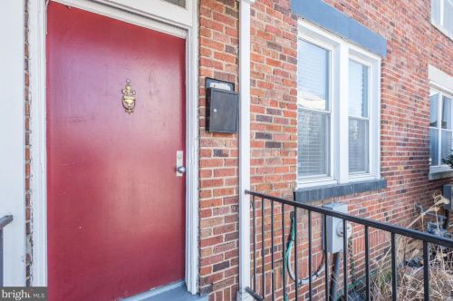 1383 Florida Ave, Washington DC  20009-4807 exterior