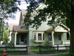 21 Webster St, Newton, MA 02465-1855