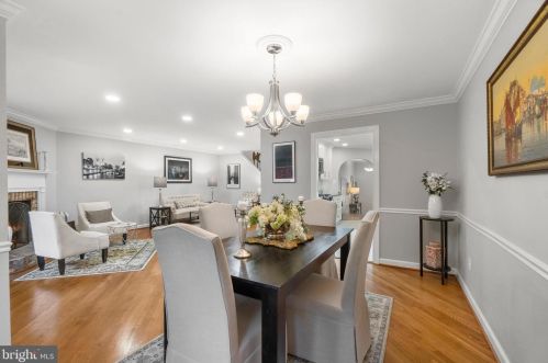 5205 Cottingham Pl, Alexandria VA  22304-3535 exterior