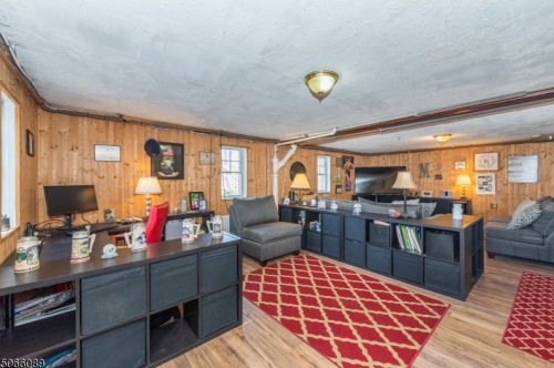 40 Highland Trl, Parsippany NJ 07834-2009 exterior