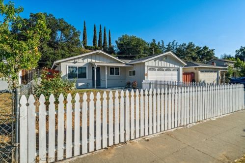 697 Adagio Way, San Jose CA  95111-2502 exterior