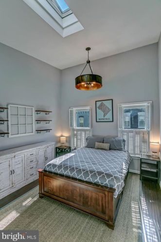 2263 12 Pl, Washington DC 20002-6355 exterior