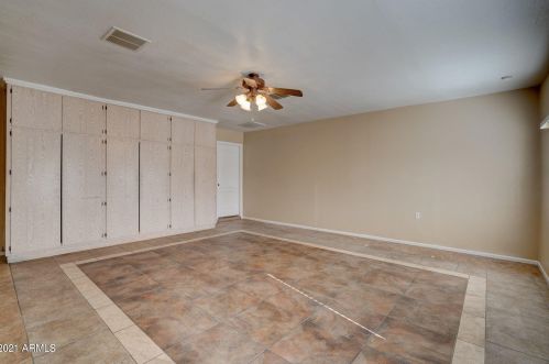 11602 42nd Ave, Phoenix AZ 85029-1912 exterior