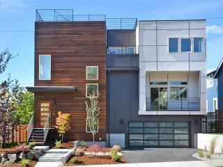 4157 46th Ave, Seattle WA  98136-2430 exterior