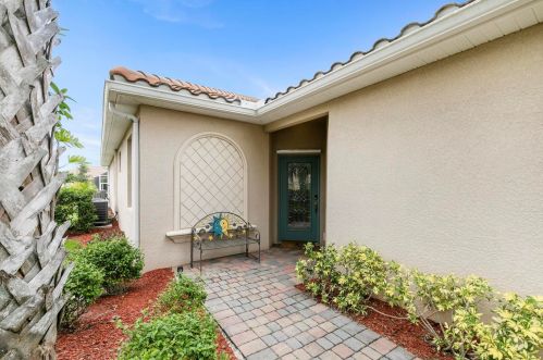 14598 Grapevine Dr, Naples FL 34114-8664 exterior