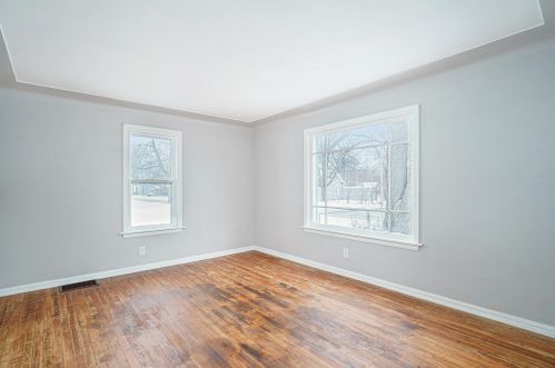 497 Mclaughlin Ave, Meskegon MI 49442-3970 exterior