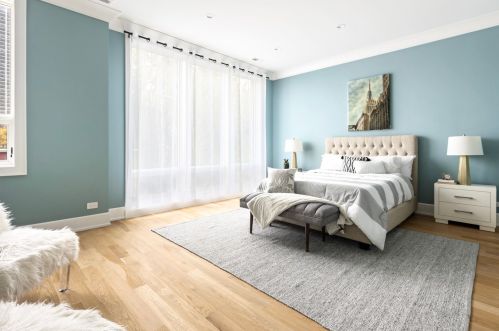 1540 Wieland St, Chicago IL 60610-1233 exterior