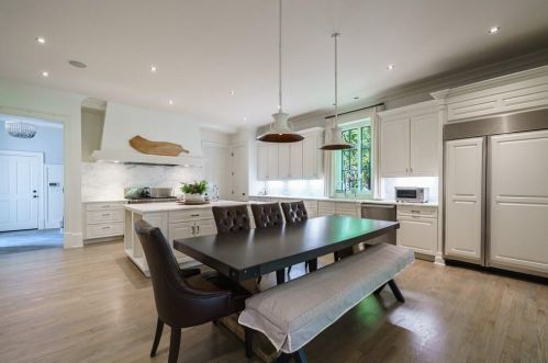 4515 Conway Dr, Atlanta GA 30327-3535 exterior