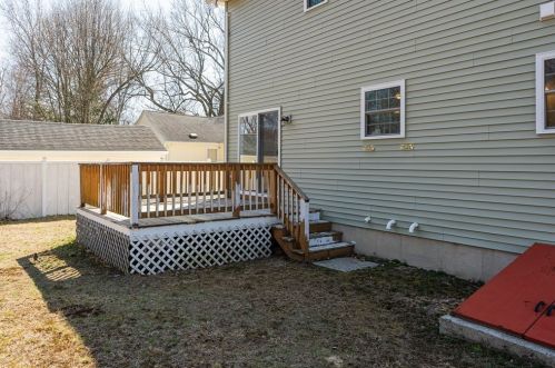 101 Stuart St, Springfield MA 01119-1013 exterior