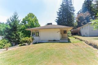 3270 Huber St, Portland, OR 97219-6915
