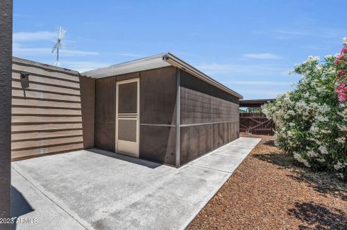 18048 2nd Pl, Phoenix AZ  85022-1511 exterior