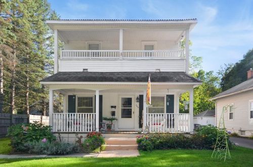 2609 Parkview Ave, Kalamazoo MI  49008-2603 exterior