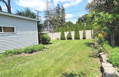 179 North Ave, Elmhurst IL 60126-2558 exterior