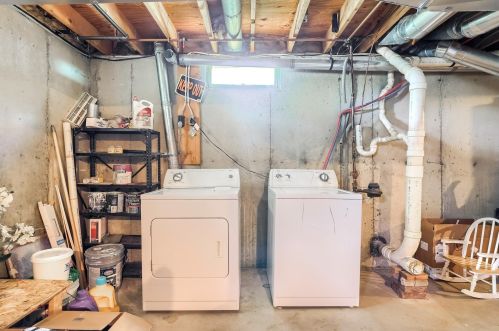 59 Pembroke Rd, Concord NH 03301-5707 exterior