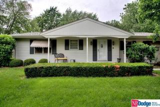 1530 122nd St, Omaha, NE 68144-1415