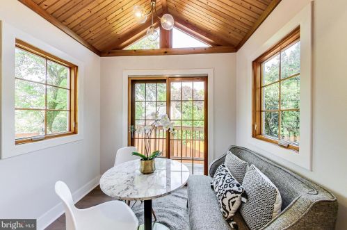 403 Dale Dr, Silver Spring MD  20910-5528 exterior