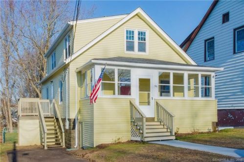 94 Franklin St, Wallingford, CT 06492-4118