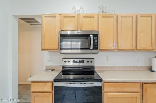 19819 34th Pl, Phoenix AZ  85050-7936 exterior