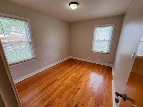 2817 97th St, Chicago IL  60617-5054 exterior