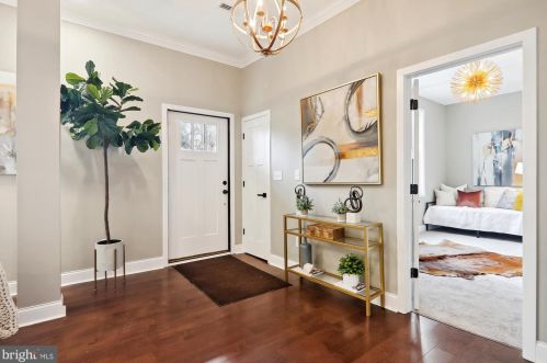 900 Prospect St, Silver Spring MD  20912-6875 exterior