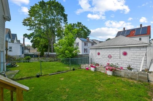 38 Union St, Woburn MA 01801-4257 exterior