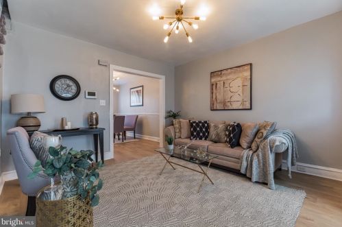 5006 Franklin St, Philadelphia PA 19122-1322 exterior