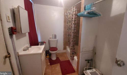 1518 6 St, Philadelphia PA 19147-6536 exterior