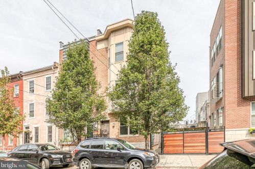 2103 Carpenter St, Philadelphia PA  exterior