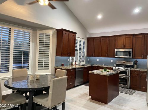 26268 46th Pl, Phoenix AZ  85050-8507 exterior