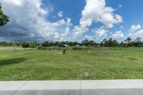 4435 20 St, Naples FL 34117-9400 exterior