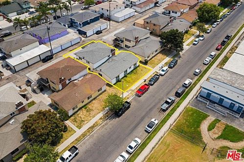 4600 Cloyne St, Oxnard CA 93033-7712 exterior