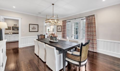 1469 Lilac Ln, Milwaukee WI  53217-2960 exterior