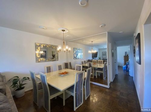 86 Maple St, Teaneck NJ 07666-3802 exterior