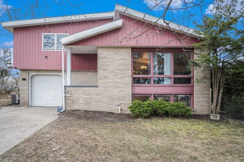 315 Iowa St, Sylvan Beach, MI 49461-1403