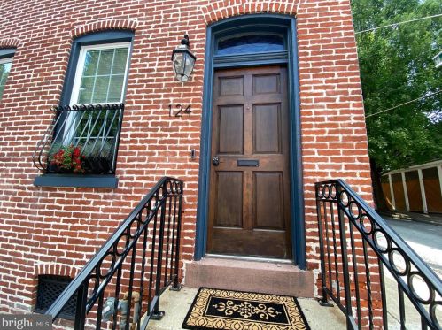 124 Nevin St, Lancaster, PA 17603-3428