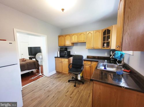 3835 Marshall St, Philadelphia PA  19140-3215 exterior