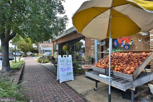 1591 Spring Gate Dr, Mc Lean VA 22102-3448 exterior