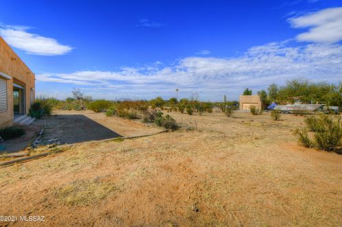 11660 Picture Rocks Rd, Tucson AZ 85743-8770 exterior