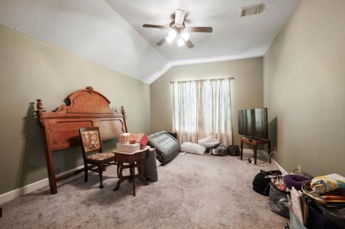 7026 Dewberryshores Ln, Humble TX 77396-4352 exterior