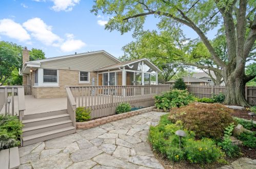 774 Fairfield Ave, Elmhurst IL  60126-4709 exterior