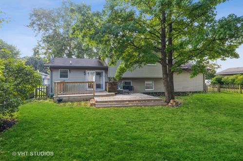 1113 Leawood Dr, Joliet IL 60431-9010 exterior