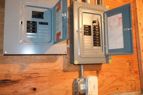 105 Eastern Ave, Joliet IL 60433-1034 exterior