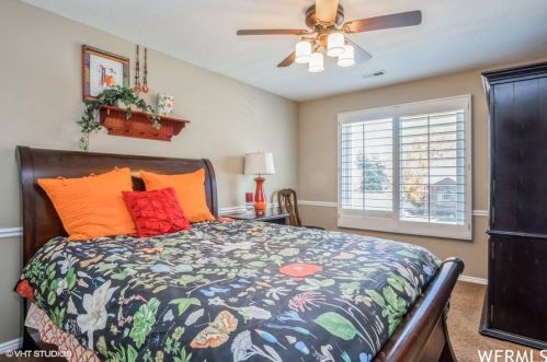 10664 Trailridge Cir, Sandy UT 84092-4758 exterior