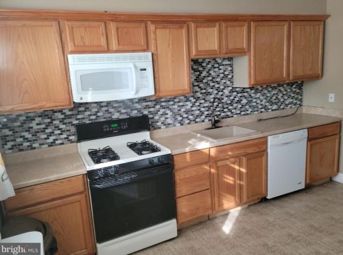 3402 Englewood St, Philadelphia PA 19149-1611 exterior