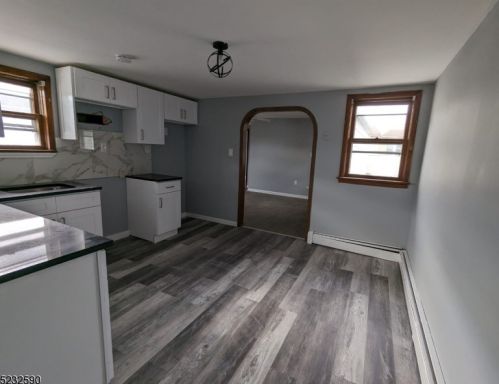 108 Mcwhorter St, Newark NJ 07105-1181 exterior