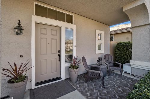 224 Marsalla Dr, Folsom CA 95630-7201 exterior