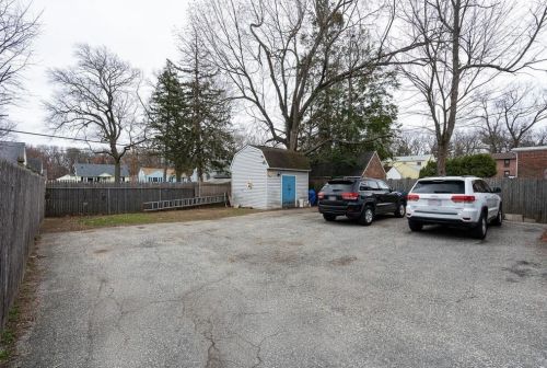 99 Ontario St, Springfield MA  01104-1032 exterior