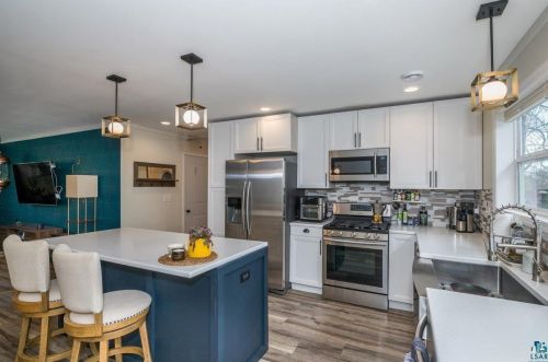 6424 Tacony St, Duluth MN 55802 exterior