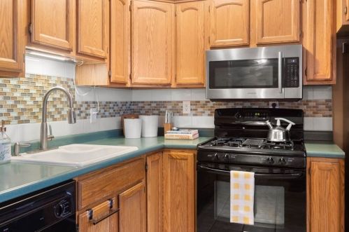 88 Farrwood Ave, North Andover, MA 01845-4426